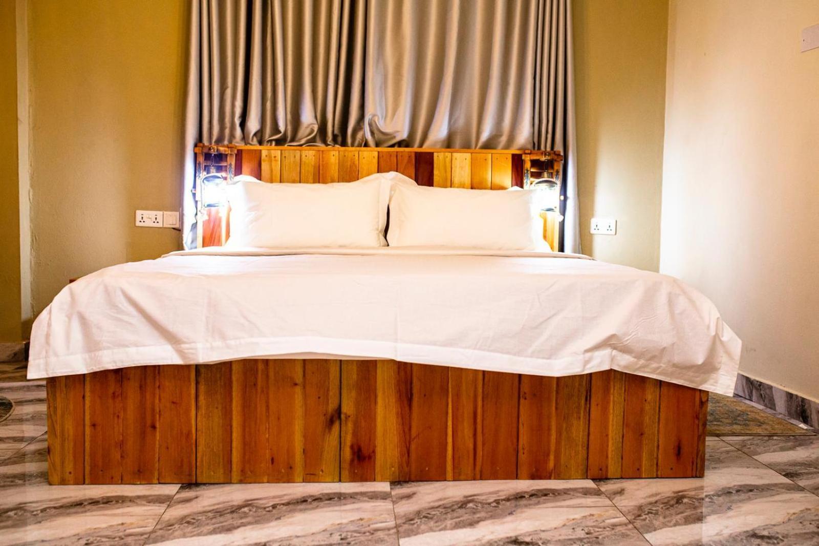 Heritage Hotel Winneba Екстериор снимка