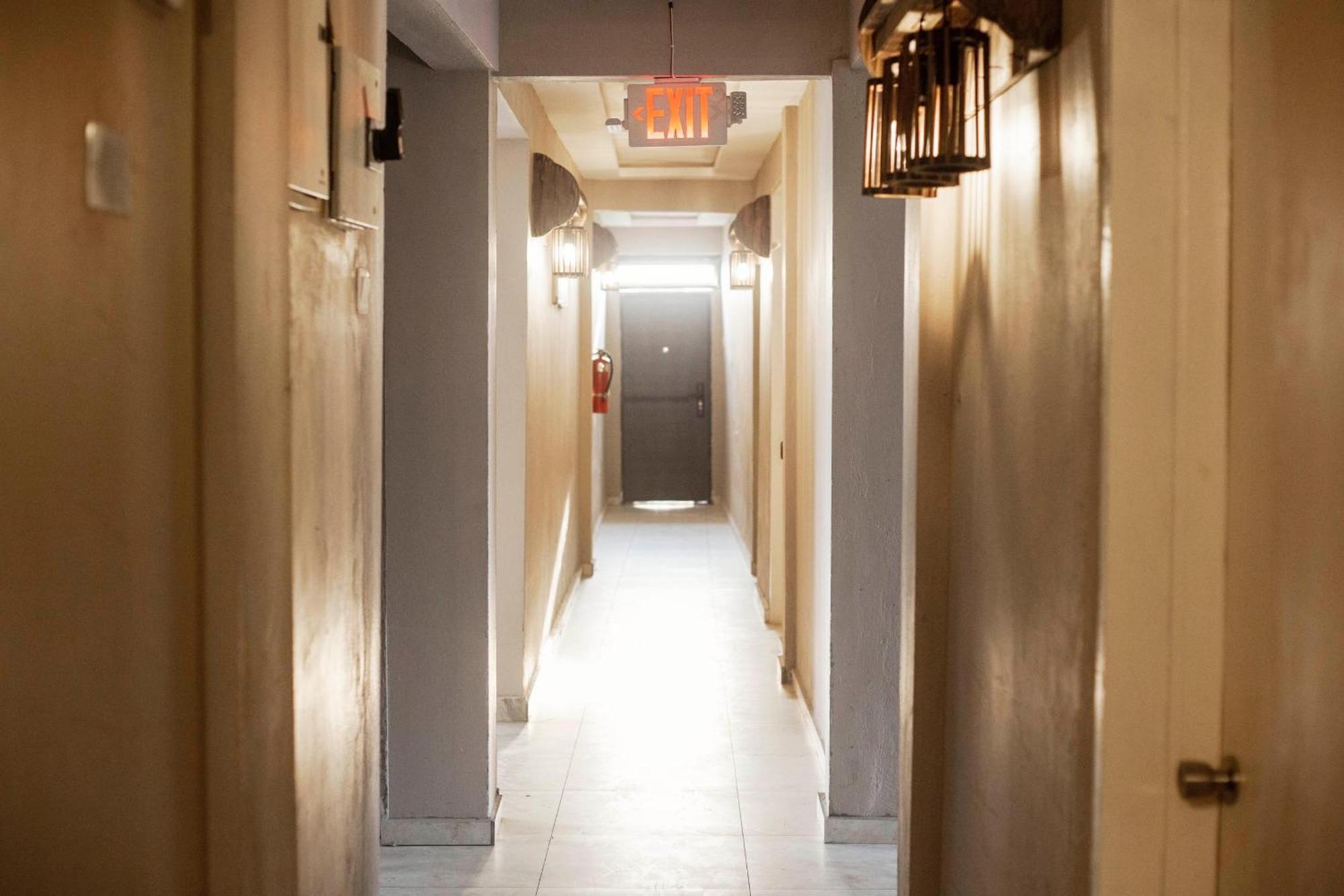 Heritage Hotel Winneba Екстериор снимка