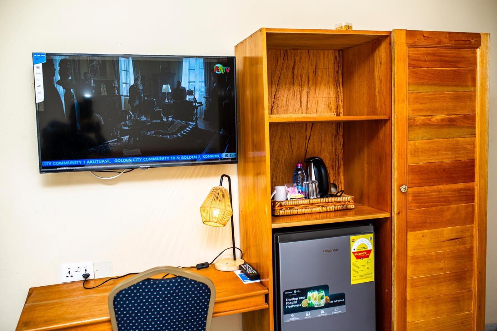 Heritage Hotel Winneba Екстериор снимка