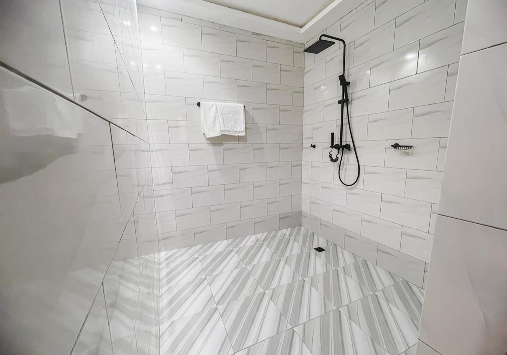 Heritage Hotel Winneba Екстериор снимка